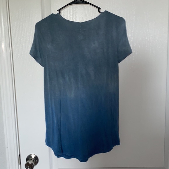 American Eagle Ombré Criss Cross Top - Picture 2 of 3